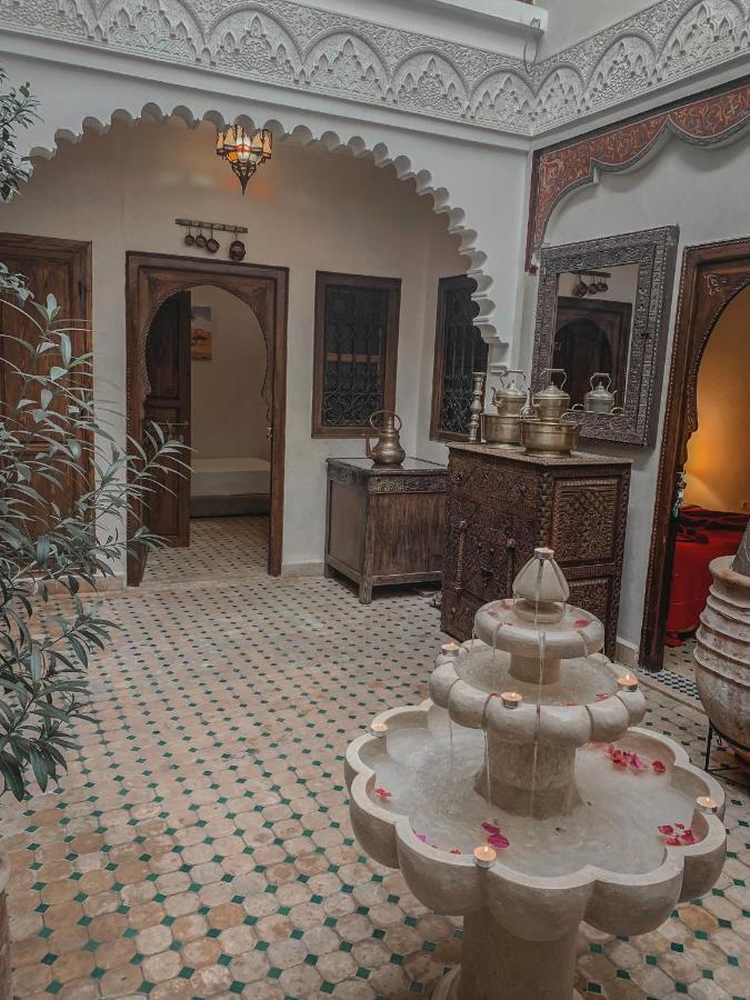 Bed & Breakfast Ghali & 4*
